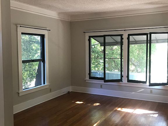5th image of 29 Marion Ave #7
