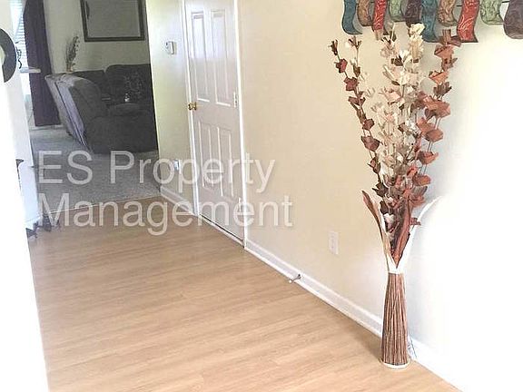 5th image of 5144 Tuscany Ln
