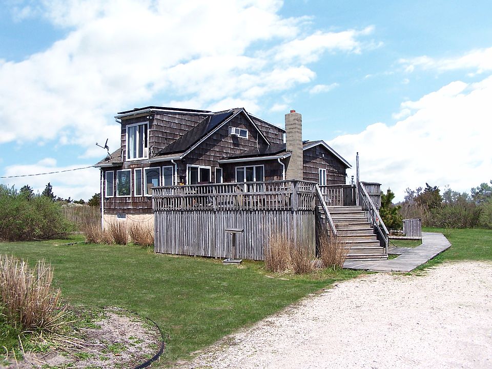 8 The Fairway, Oak Beach, NY 11702 Zillow