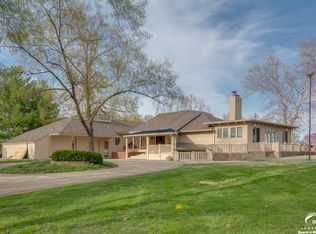 2100 Greenbrier Dr, Lawrence, KS 66047