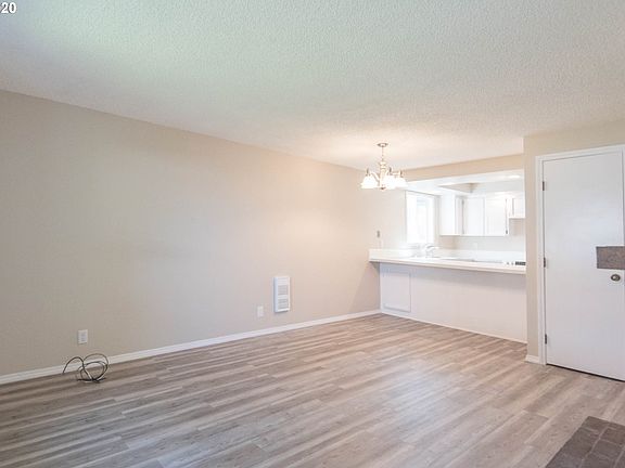 5th image of 6904 NE 43rd St APT H