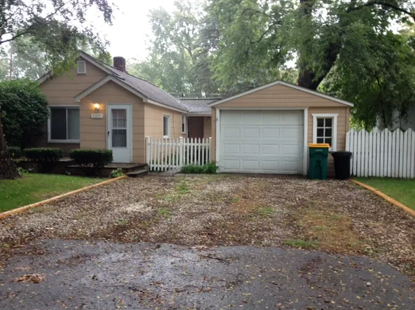 21642 Jefferson St, Farmington Hills, MI 48336