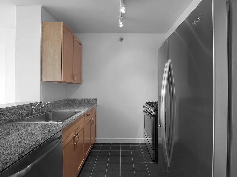 420 W 42nd St #19G — Photo 1