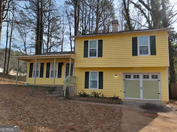 701 Boone Ct, Stone Mountain, GA 30088