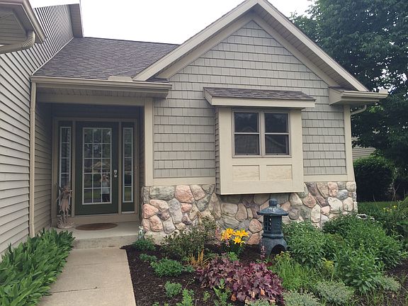 2nd image of 2367 Valarie Dr