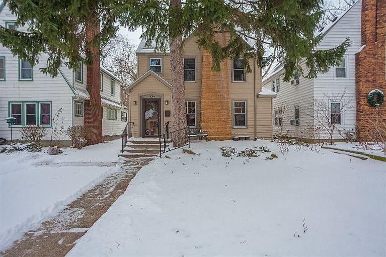 1st image of 1434 E Park Pl