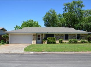 1881 Kingland St, Stephenville, TX 76401