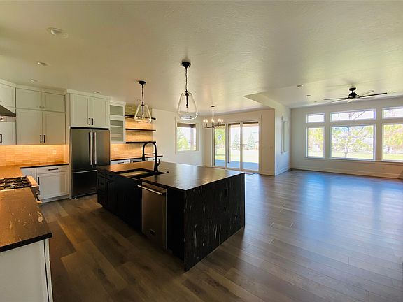 4th image of 2516 Muirfield Ct