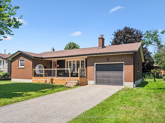 2nd image of 35 Matthew Dr