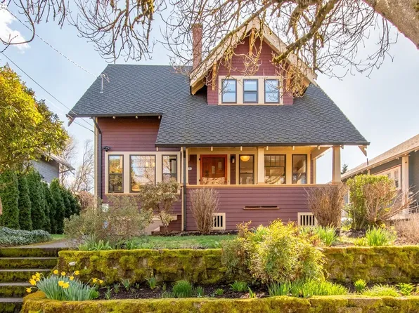 3284 SE Lincoln St, Portland, OR 97214