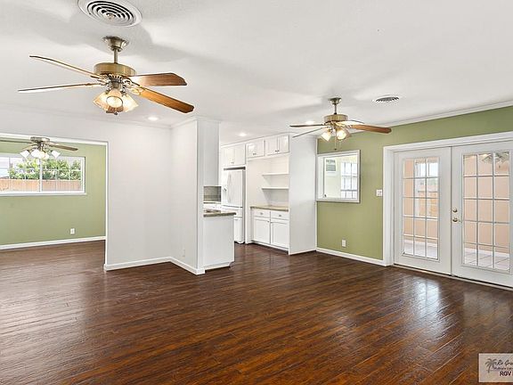 5th image of 2202 Lisa Ann Ave