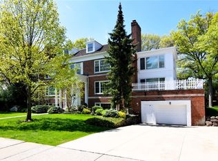 20101 N Park Blvd APT 201, Shaker Heights, OH 44118