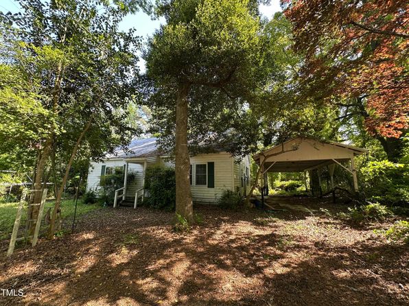 529 Sunset Dr, Fuquay Varina, NC 27526