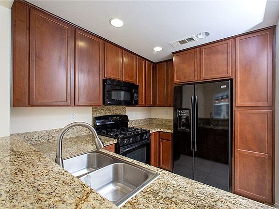 2nd image of 28459 Herrera St
