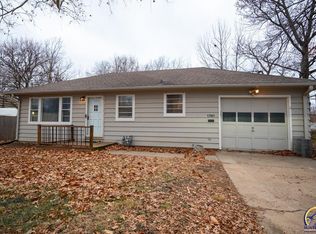 1741 SW Moundview Dr, Topeka, KS 66604