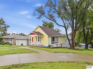 3607 S 67th St, Omaha, NE 68106