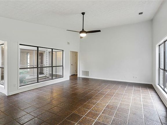 3rd image of 3612 Cedar Corners Trl