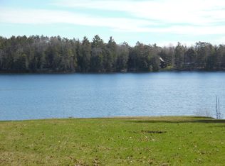Hiawatha Dr, Cheboygan, MI 49721
