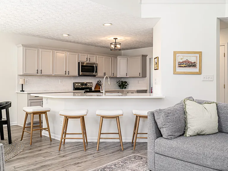 11009 Symington Cir — Photo 13