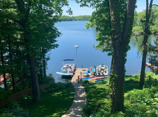 N8217 Pleasant Hill Ln, East Troy, WI 53120