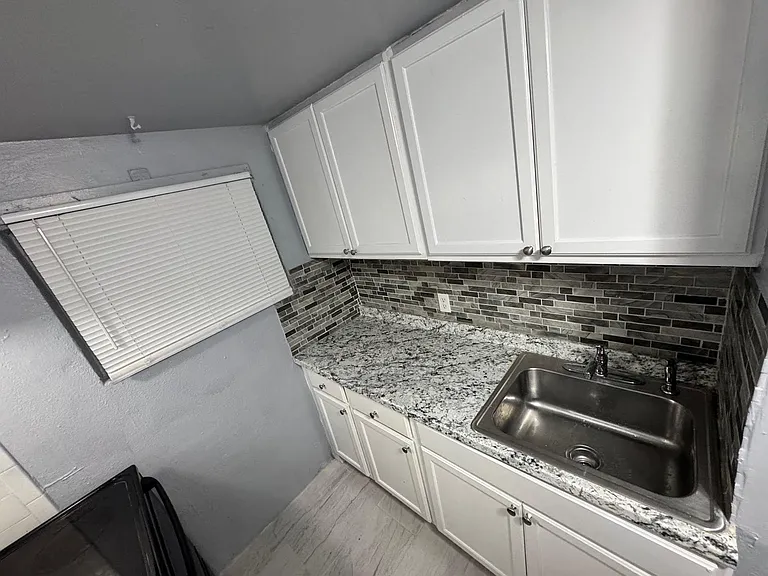 2276 Cranford Ave #2276 — Photo 4