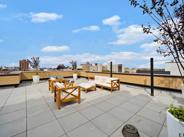 290 Linden Boulevard image 14 of 20