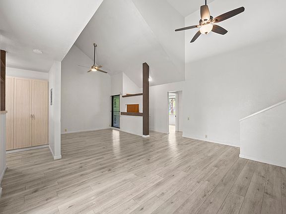 3rd image of 46-048 Aliikane Pl APT 2222
