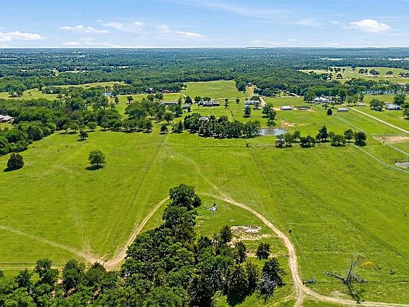 3rd image of 929 County Line Church Rd