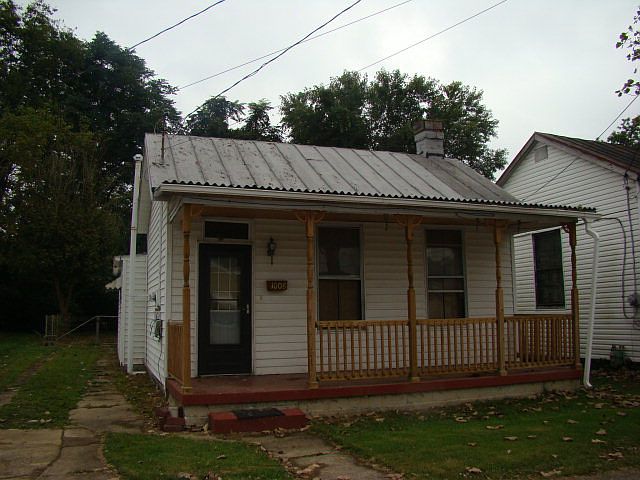 1st image of 1008 Williams St