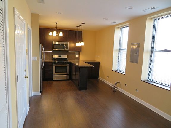 4th image of 1458 N Bosworth Ave #3