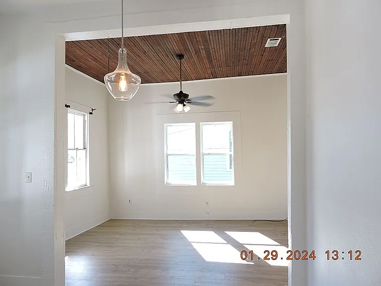 1250 Perkins Rd — Photo 2