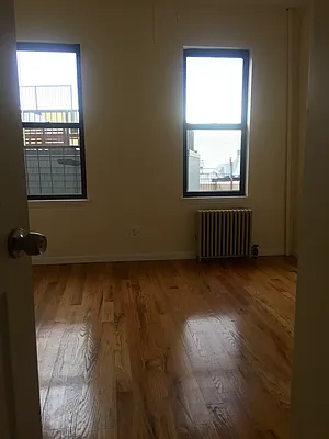 Rented by Grand & Co. | media 33