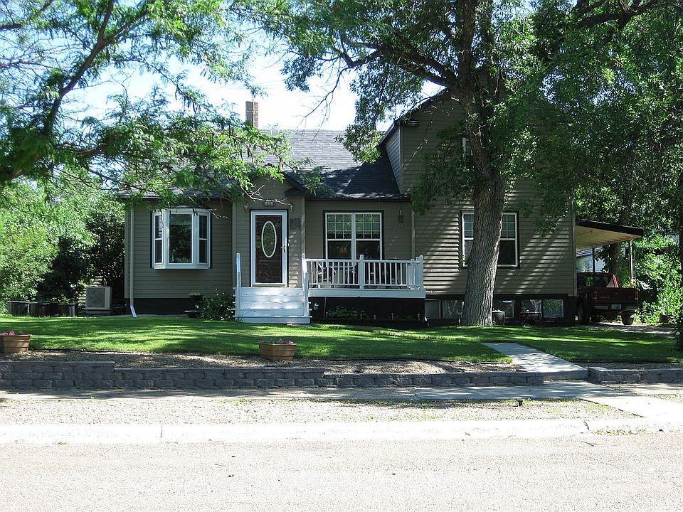 1st image of 628 6th Ave N