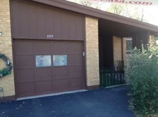 2217 Broadmoor Road Cir, Colorado Springs, CO 80906