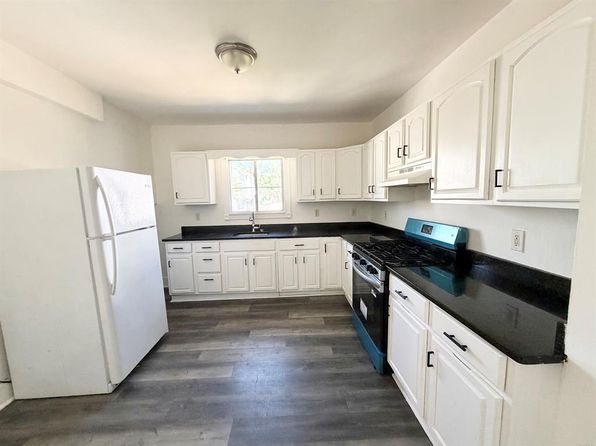 215 Read St #2