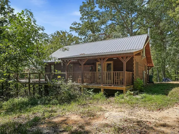 450 Pleasant Hill Cemetery Ln, Gainesboro, TN 38562