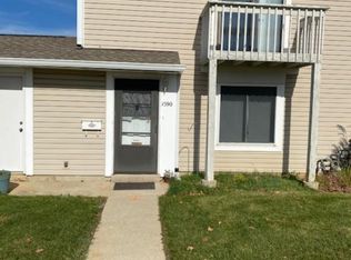 1590 Cornell Cir #1590, Hoffman Estates, IL 60169