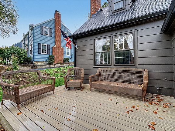 4th image of 627 N Tanglewood Dr