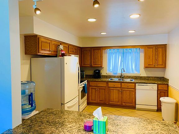 3rd image of 4868 Frostburg Ln