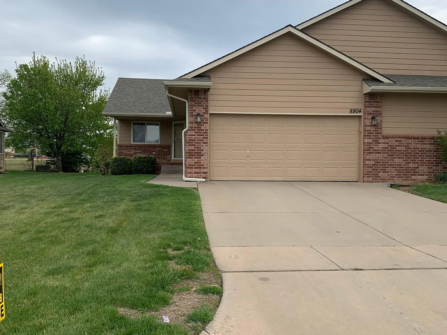 3 bed, 1800 sqft, $1,625 — Photo 1