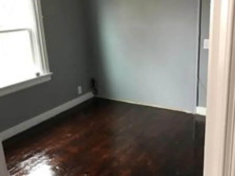 1509 Milton St — Photo 10