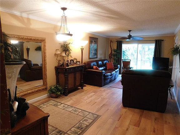 5th image of 7294 Cloister Dr APT 3