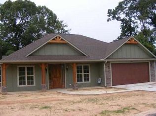 1202 Encore Cir, Longview, TX 75605