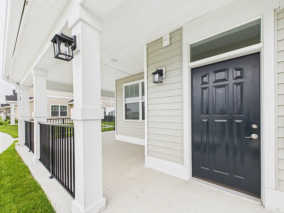 275 Quinn Ln #21-102