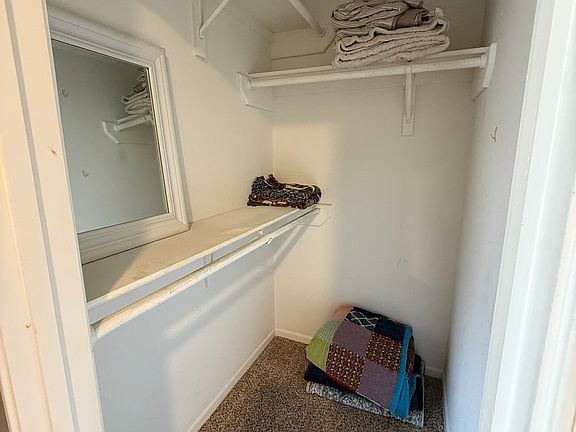 5th image of 2019 Logan Dr