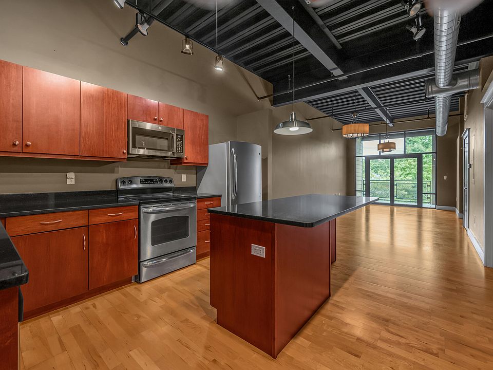 1st image of 350 E Short St Unit 315