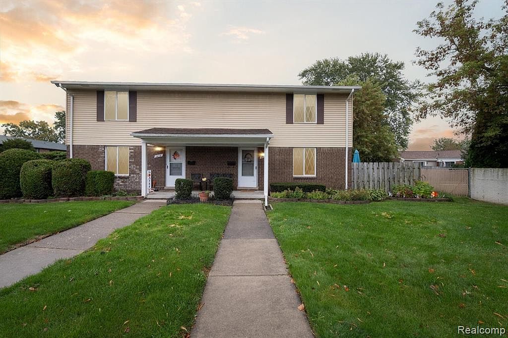 24116 Quad Park Ln, Clinton Township, MI 48035 Zillow