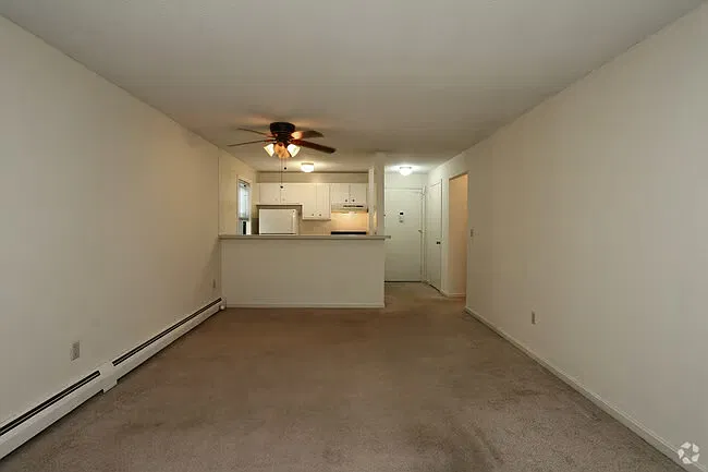 1 bed, 850 sqft, $1,400 — Photo 3