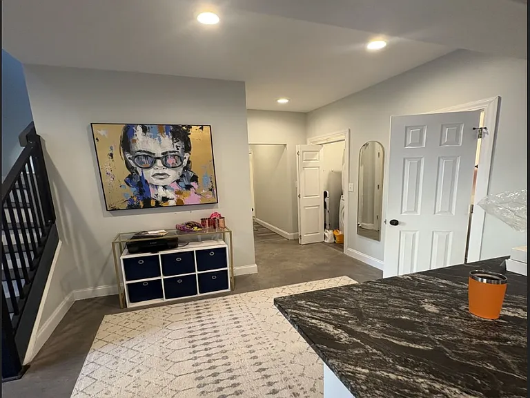 210 Armour St — Photo 5