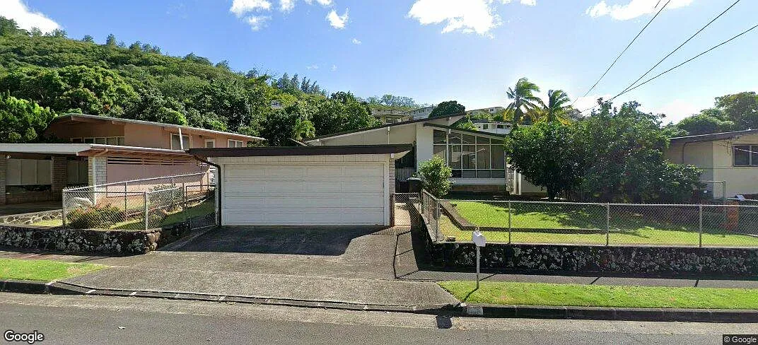 4 bed, 2.5 bath, 1178 sqft, $5,000 — Photo 1